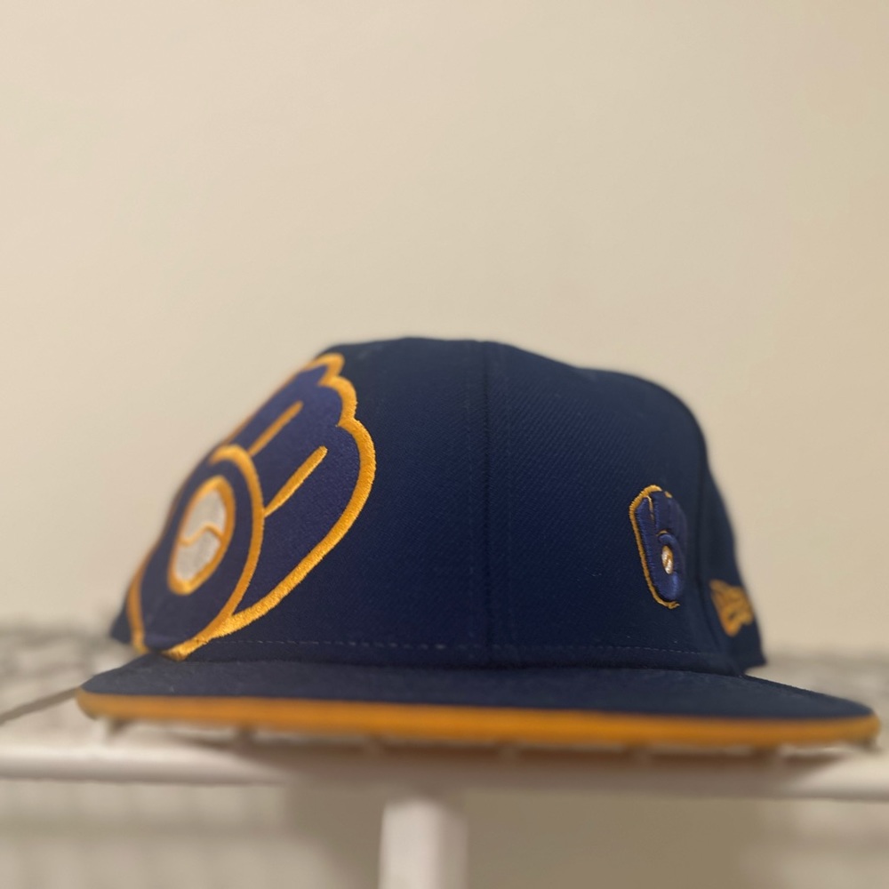 Milwaukee Brewers Throwback hat RARE 🔥 - Picture 5 of 5